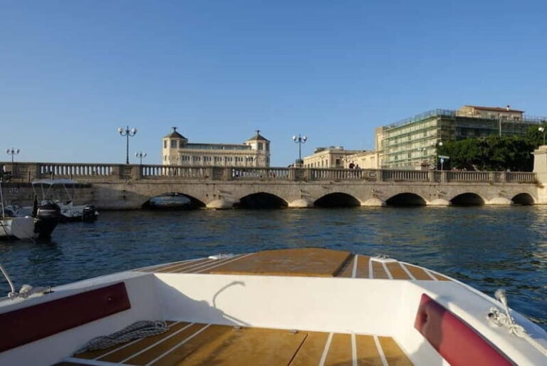 Ortigia: tour delle grotte marine in barca - The Itinerary Breakdown and What to Expect