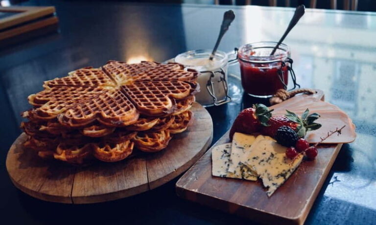 Oslo: Food Tasting and Walking Tour with a Local - Practical Details and Logistics