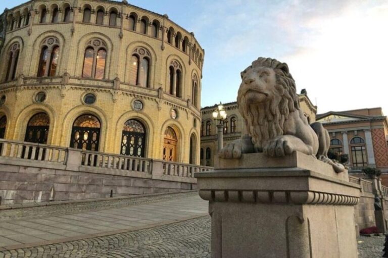 Oslo : Must-See Attractions Walking Tour With A Guide - Who This Tour Is Best For