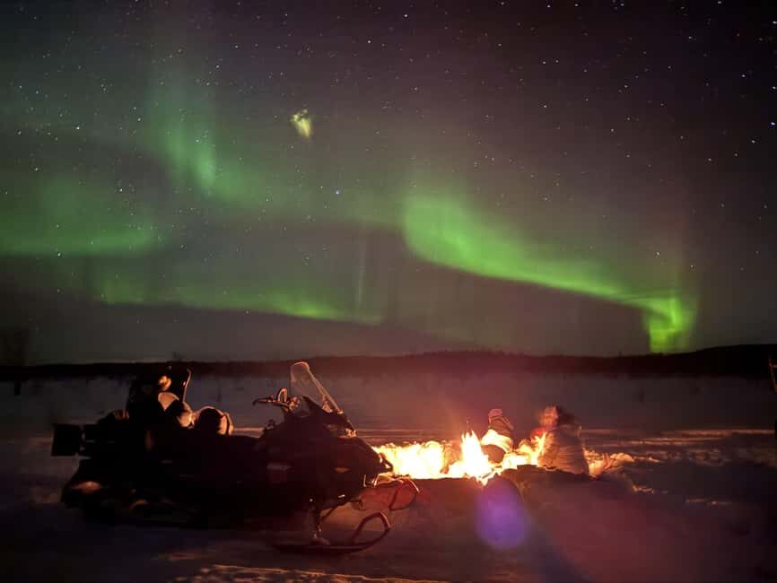 Överkalix - Lapland : Snowmobile Tour with Northern Lights - A Deep Dive into the Snowmobile Experience in Lapland
