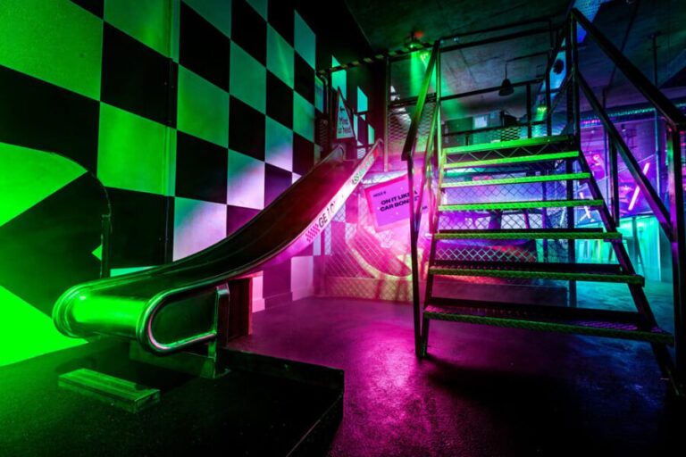 Oxford: Junkyard Golf Tickets for 9 or 18 Holes - Who Will Enjoy Junkyard Golf?