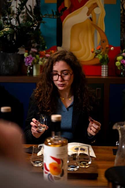 Pairing workshop in Paris: gin, whisky, and chocolate - Practical Details and Value