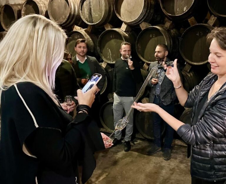 Palma: Distillery Tour with 6 Spirits and Tapas Tasting - An In-Depth Look at the Palma Distillery Tour