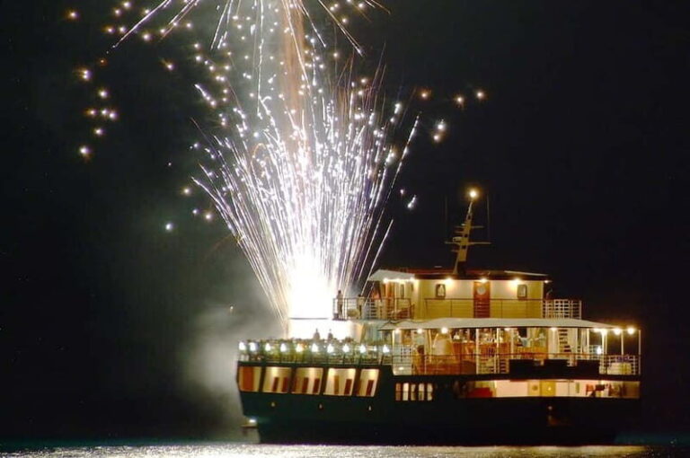 Paphos: Wave Dancer Fireworks, Buffet Dinner & Show Cruise - What Makes This Cruise Special?