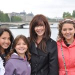 Paris 2-Hour Private Walking Tour with a Photographer - Why This Tour Works Well for Different Travelers