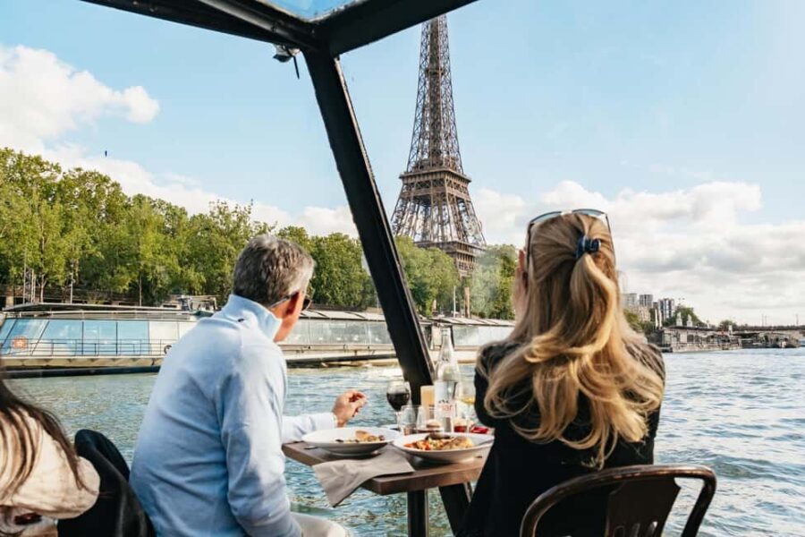 Paris : 3-Course Gourmet Dinner Cruise on Seine River - What to Expect: A Deep Dive into the Experience