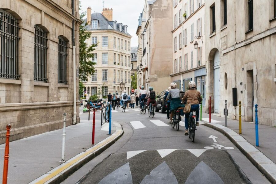 Paris: Charming Nooks and Crannies Bike Tour - Key Points