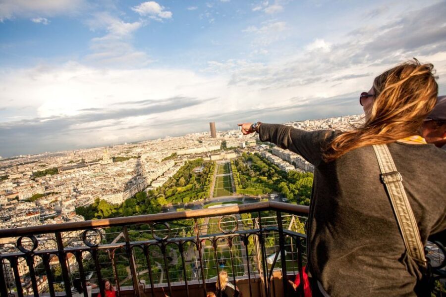 Paris: City Tour by Bus with Eiffel Tower & Optional Summit - The Sum Up