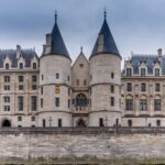 Paris: Crime and Mystery Walking Tour - Who Should Consider This Tour?