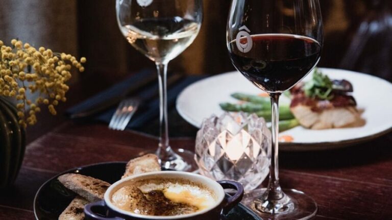 Paris: Dinner with Customized Wine Selection - Who Will Love This Experience?