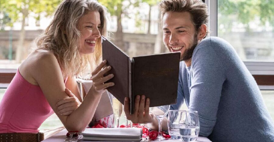 Paris: Early Evening Dinner Cruise on the River Seine - FAQ