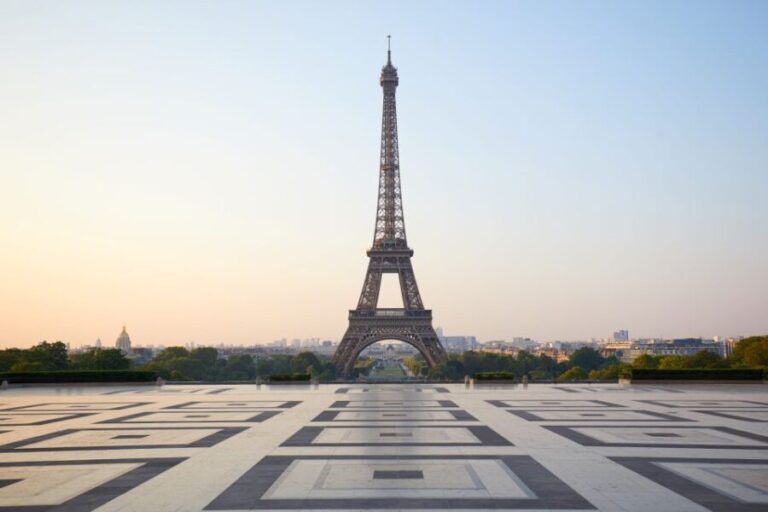 Paris: Eiffel Tower Summit Access Tour and River Cruise - Practical Details and Tips