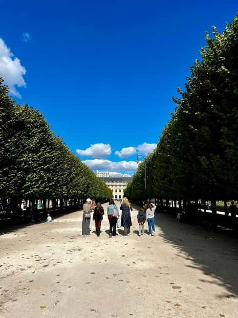 Paris: Emily inspired walking tour - The Itinerary in Detail
