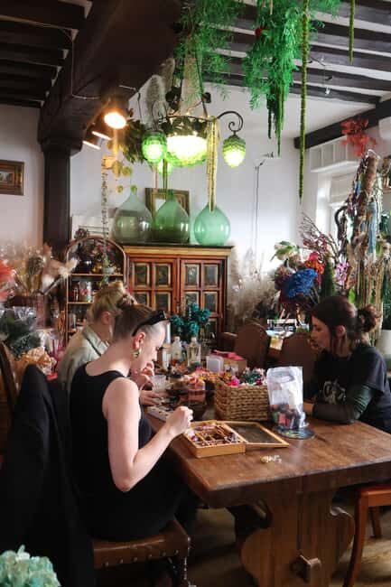 Paris: Floral scented Candle making worskshop - Value for Money