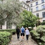 Paris: Guided Champagne & Food Tour in St-Germain-des-Pres - What Makes It Stand Out?