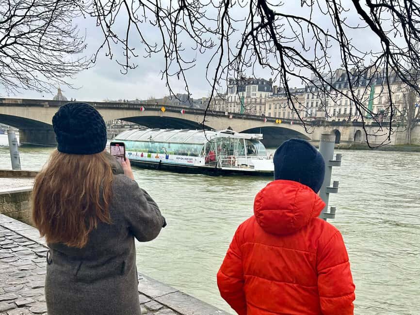 Paris: Investigation Cruise, a fun treasure hunt (in French) - Who Will Love This Tour?