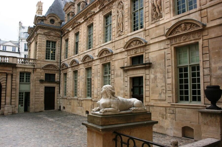 Paris: Le Marais Highlights Guided Small Group Walking Tour - Saint Paul Church and Cultural Heritage