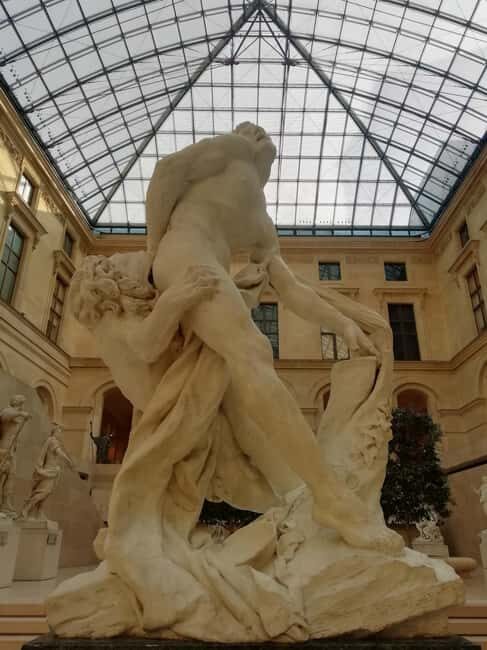 Paris: Louvre night tour with private guide - Itinerary Breakdown: What Makes Each Stop Unique