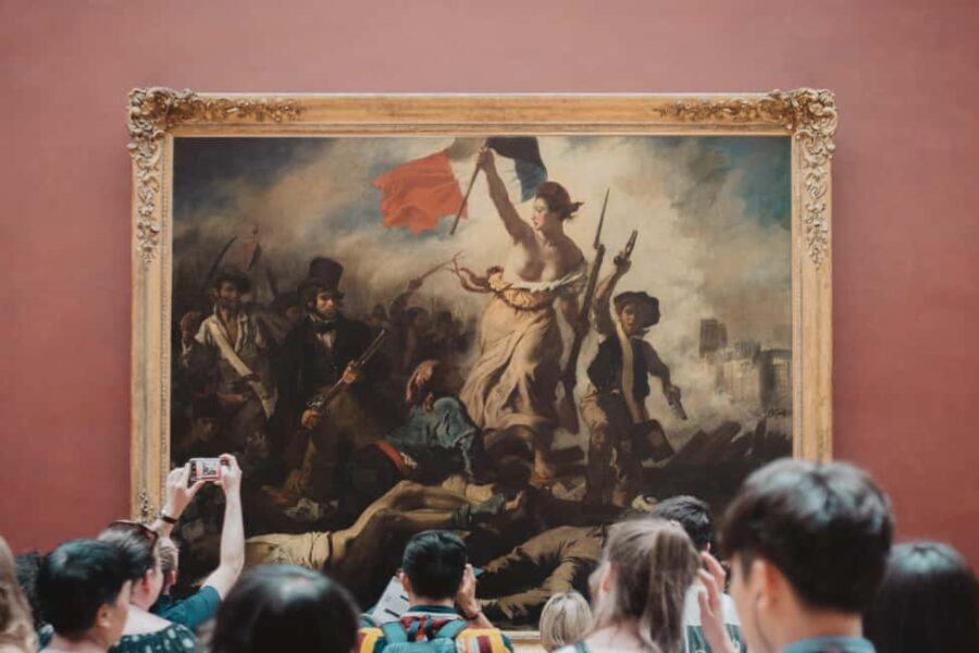Paris: Louvre Small Group Guided Tour with Reserved Entry - What to Expect on the Tour