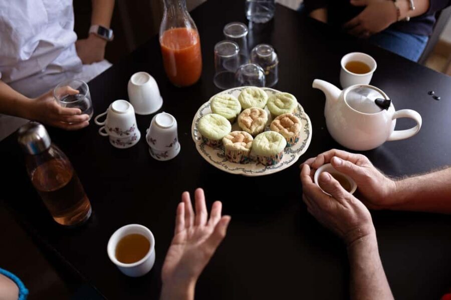 Paris: Macarons class in a parisian home - Why This Experience Stands Out