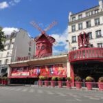 Paris : Montmartre highlights walking tour - What the Tour Includes and What to Expect