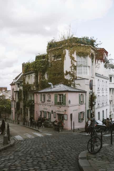 Paris: Montmartre Walking Tour with Sacré-Cur Basilica - What You Can Expect & Practical Tips