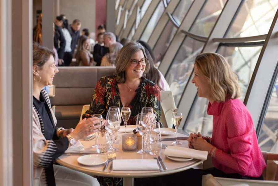 Paris: New Year's Lunch on the 1st floor of the Eiffel Tower - Who This Experience Is Best For