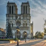 Paris: Notre-Dame Cathedral and Ile de la Cité Guided Tour - What the Reviews Reveal
