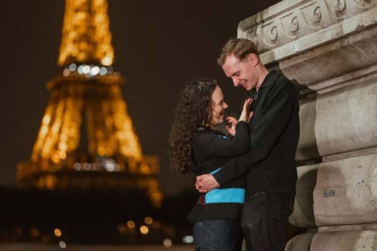 Paris photographer 1 hour near the Eiffel Tower or in Paris - The Itinerary: How Your One-Hour Photoshoot Unfolds