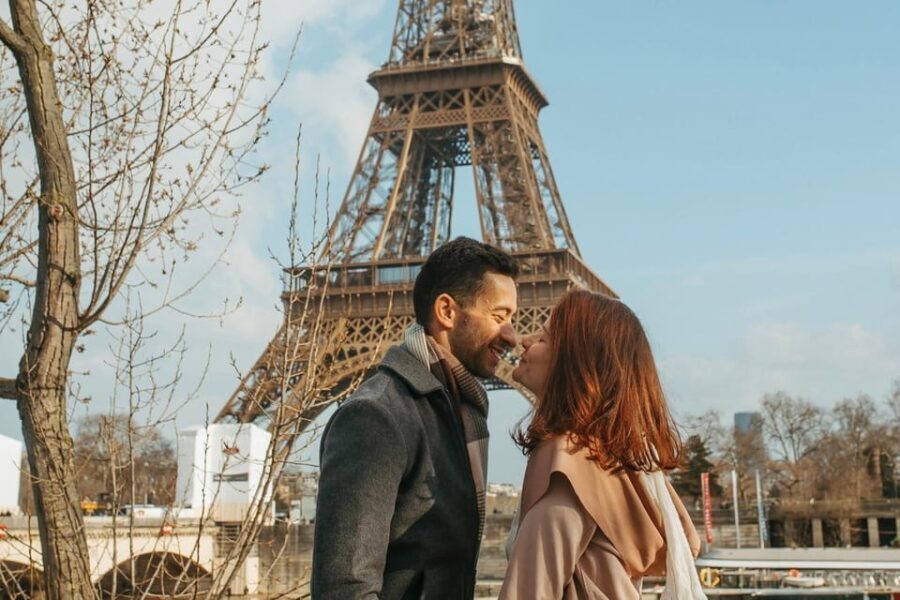 Paris: Photoshoot at the Eiffel Tower / Arc de Triomphe - Key Points