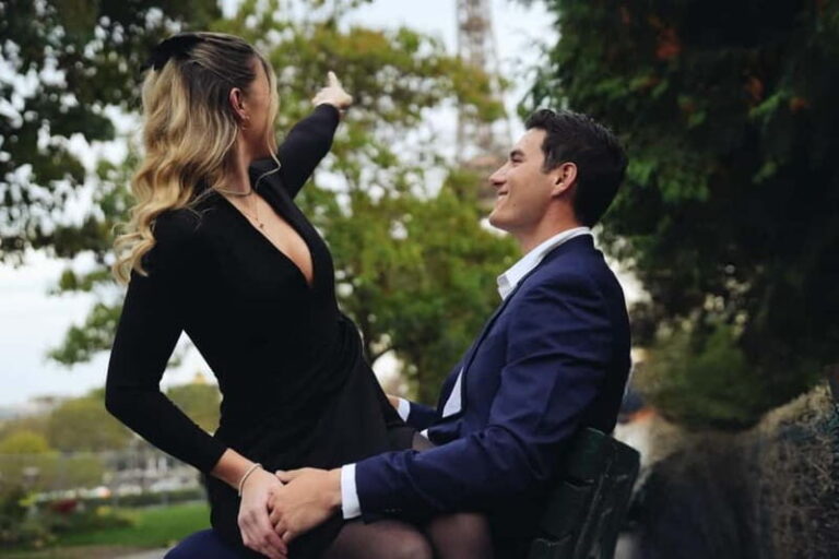 Paris: Photoshoot near the Eiffel Tower - Why Choose a Paris Photoshoot Near the Eiffel Tower?