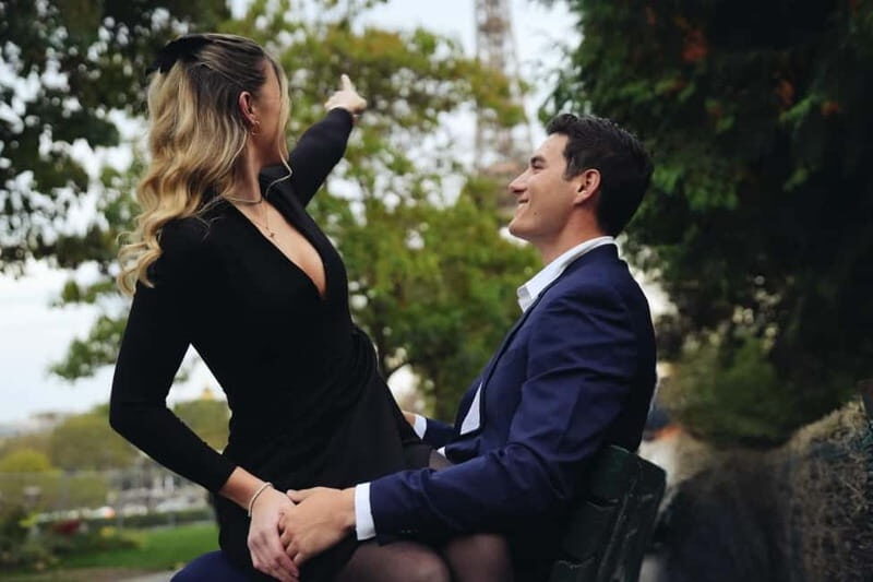 Paris: Photoshoot near the Eiffel Tower - Why Choose a Paris Photoshoot Near the Eiffel Tower?