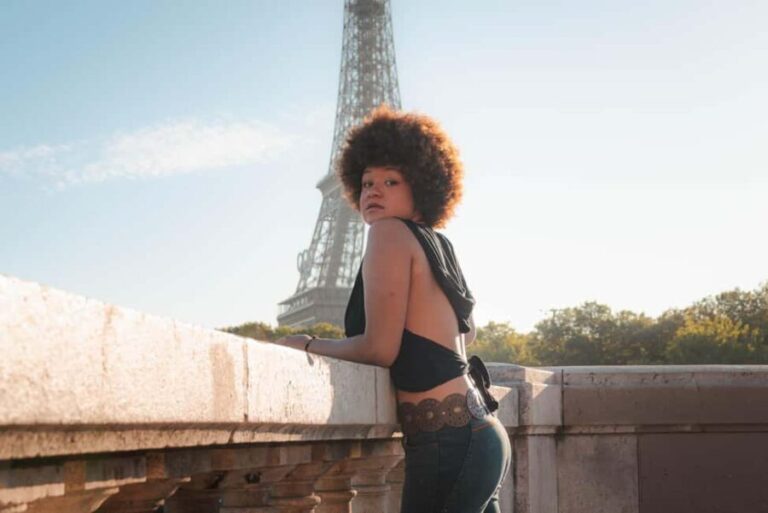 Paris Portrait Photoshoot at the Eiffel Tower - The Photos: What You’ll Receive