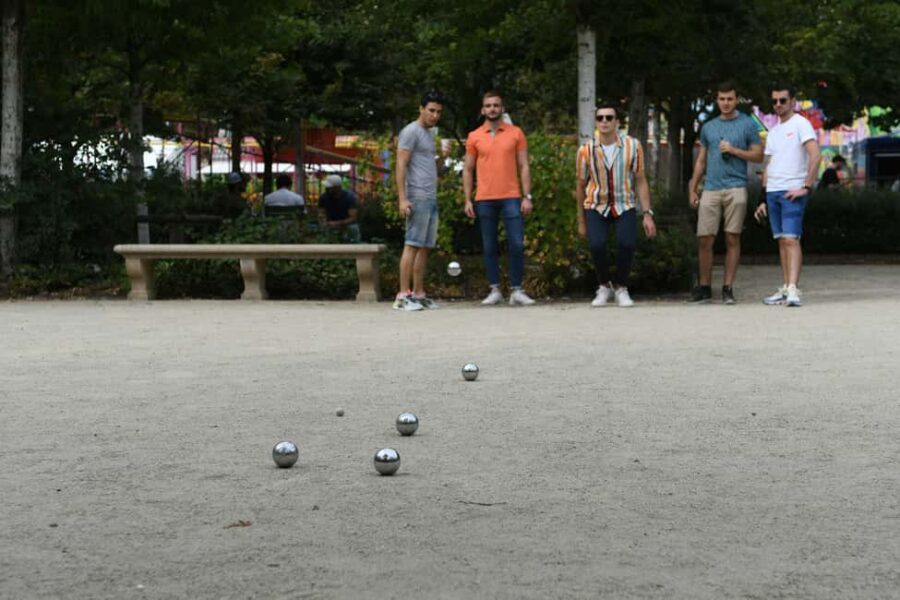 Paris: Pre-Dinner Drinks with Petanque Game (Bocce Ball) - The Itinerary Breakdown