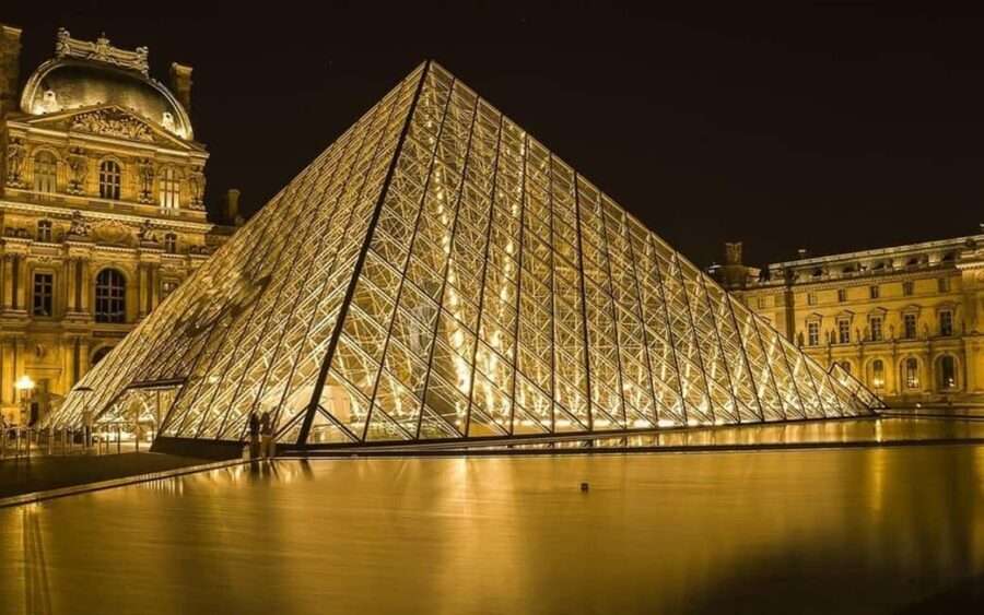 Paris: Private Night Sightseeing Tour by a Local - Final Thoughts