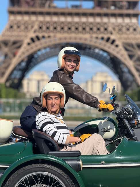 Paris: Sidecar Tour with a Filmmaker to Shoot Your Moment - The Practicalities and What to Keep in Mind