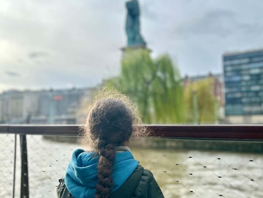 Paris: Sightseeing Cruise with 'Les Incollables' Quiz - The Landmarks from the Water