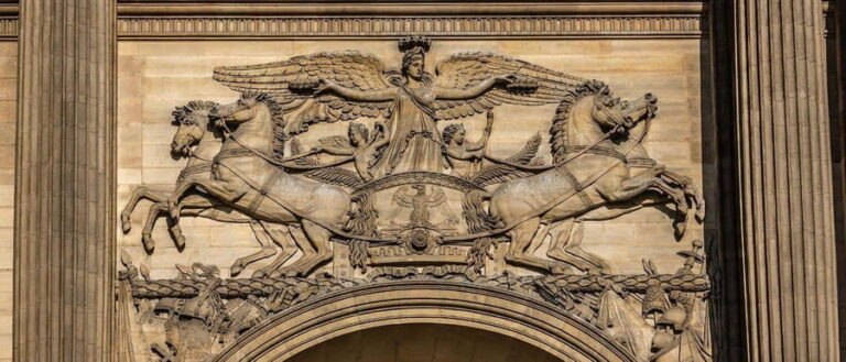 Paris: The secret of the Louvre's facades Guided Tour - Practical Details and Value