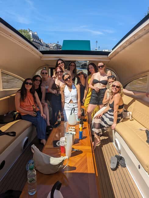 Paris: VIP private cruise on the Seine with champagne and macaroons - The Price and Its Value