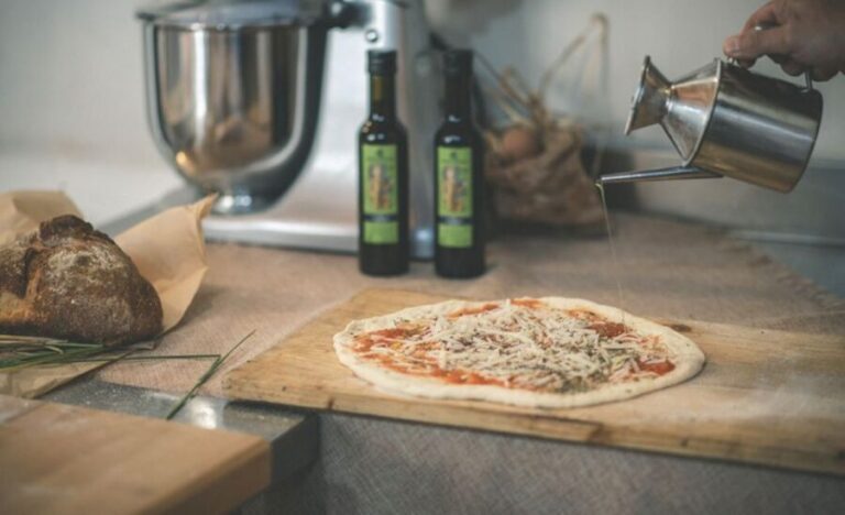 Partinico: Pizza-Making Class on an Organic Farm with Wine - Setting the Scene: The Organic Farm and Its Environment