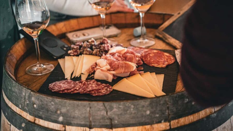 Patrimoine Gourmand: Tastings and local flavours in Viella - A Closer Look: What to Expect at Château du Pouey