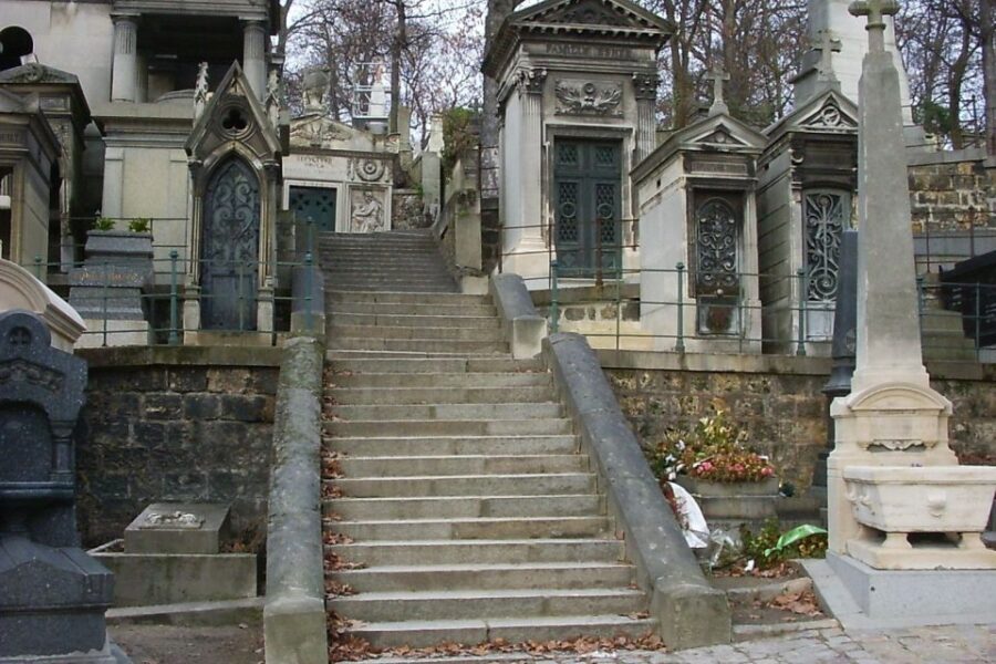 Père Lachaise Cemetery Walking Tour - Semi-Private 12ppl Max - Authentic Experiences Laid Bare