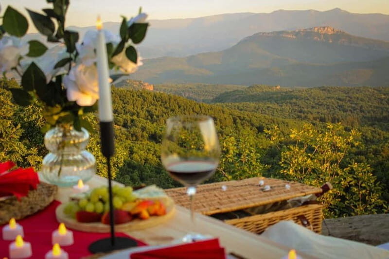 Picnic with a View: Belogradchik's Breathtaking Romance - The Itinerary and What You Can Expect