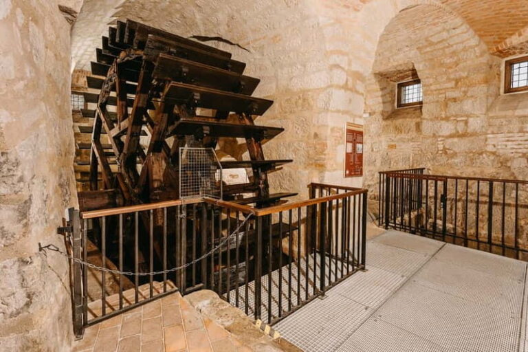 Pilsen: Historic Underground Tour with a Glass of Beer - An In-Depth Look at the Underground Tour