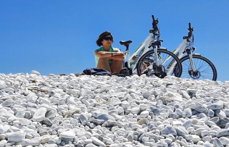 Pisa: Self-Guided tour to the sea by E-Bike - The Experience in Detail