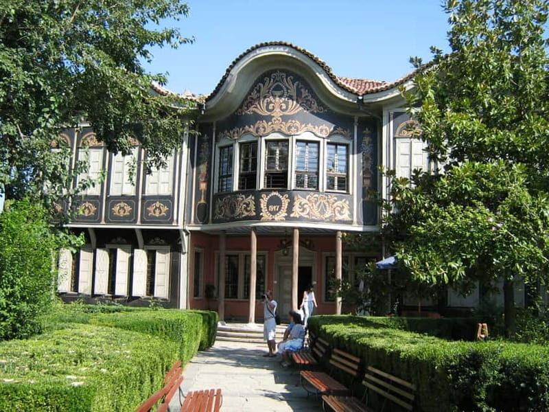 Plovdiv: 2-Hour Sightseeing Walking Tour - Itinerary Breakdown: What You’ll See and Experience