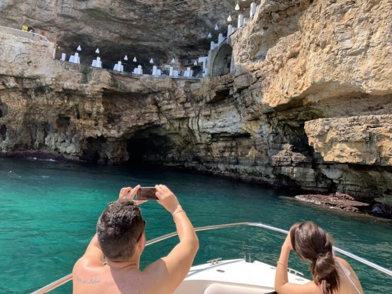 Polignano a Mare: Boat Cave Tour with Aperitif - Exploring the Itinerary and the Caves of Polignano a Mare
