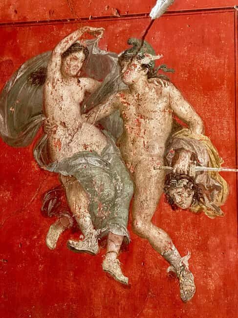 Pompeii Early Bird Tour with your Archaeologist - Who Should Consider This Tour?