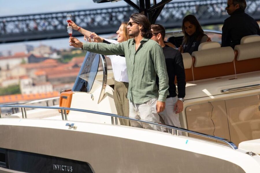 Porto: 2h Private Luxury Yacht in the Douro - Practical Tips for Booking & Enjoying