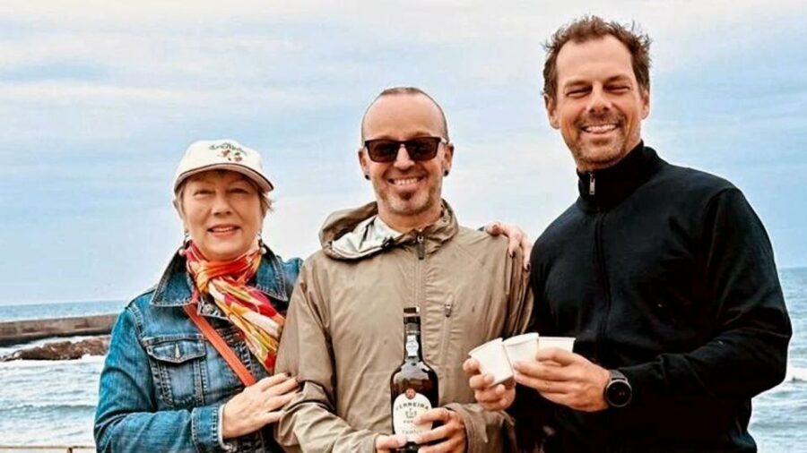 Porto: a ride along the coast in a fun eco-friendly car - The Experience of the Electric Car